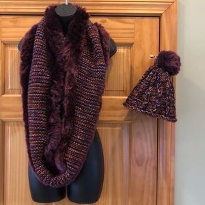 NEW Faux Frenzi by Dena faux fur trim multicolor knit infinity scarf & hat